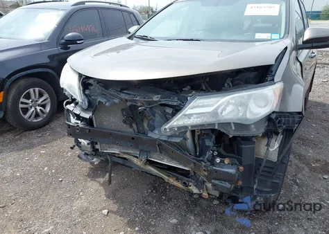 2015 Toyota Rav4 Xle z USA, uszkodzony, nr VIN 2T3RFREV4FW362416